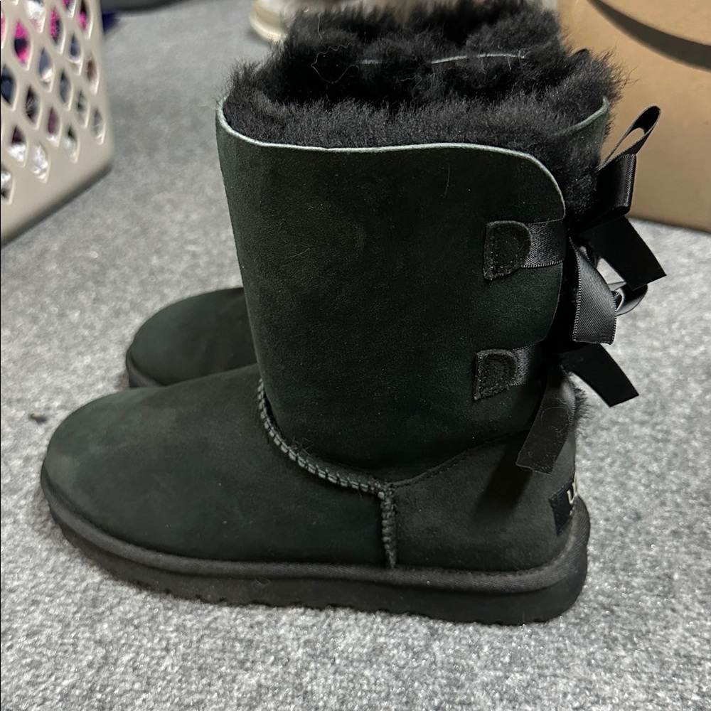 Black Bailey Bow Uggs